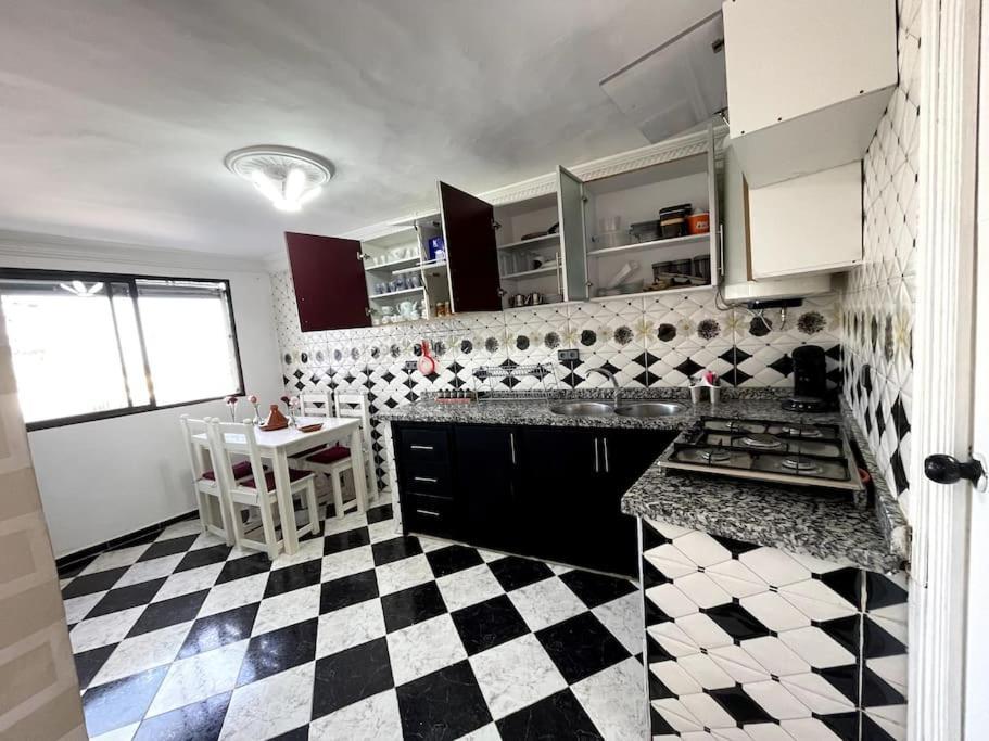 Belle Duplex With Terrace And Rooftop In The Heart Of Medina Tétouan Extérieur photo